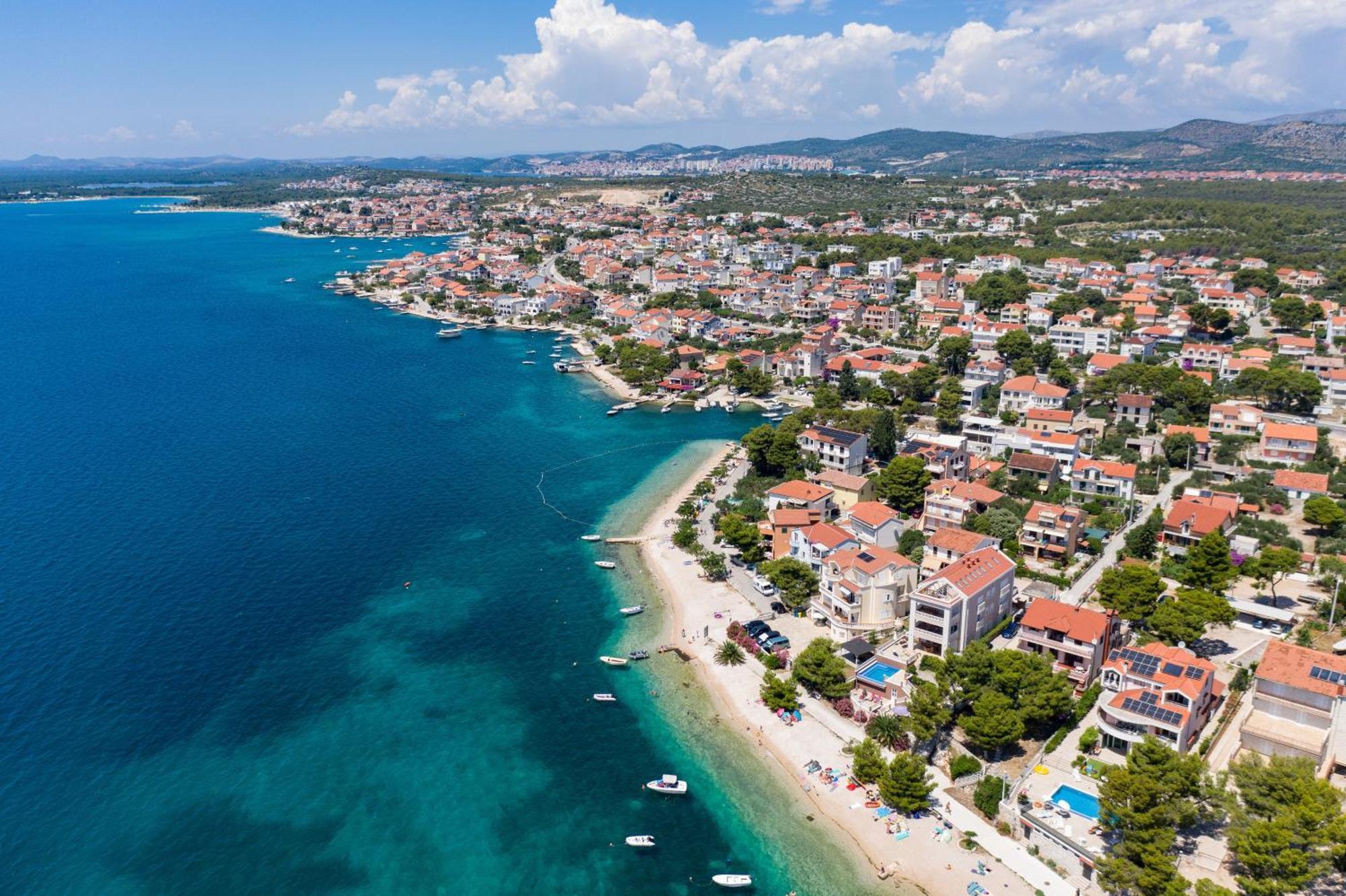 Family Friendly Seaside Apartments Brodarica, Sibenik - 15270 Ngoại thất bức ảnh