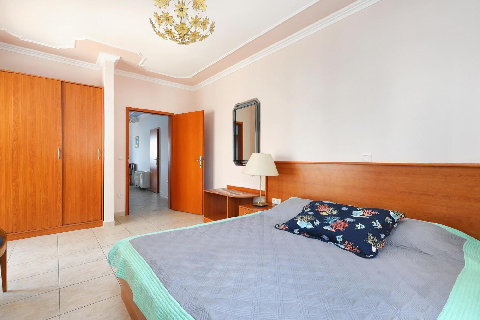 Family Friendly Seaside Apartments Brodarica, Sibenik - 15270 Phòng bức ảnh
